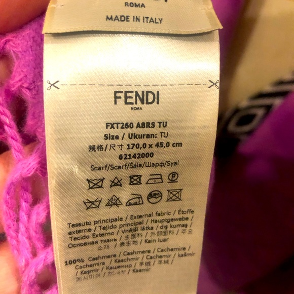 Fendi FF Print Woven Cashmere Fringe Scarf in like new condition 💞 - Picture 3 of 3